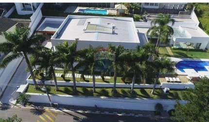Casa para venda em Arujázinho Iv de 1950.00m² com 9 Quartos, 8 Suites e 8 Garagens