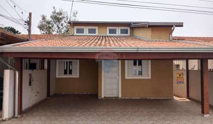 Casa para alugar em Jardim Nossa Senhora De Fátima de 168.00m² com 4 Quartos, 2 Suites e 2 Garagens