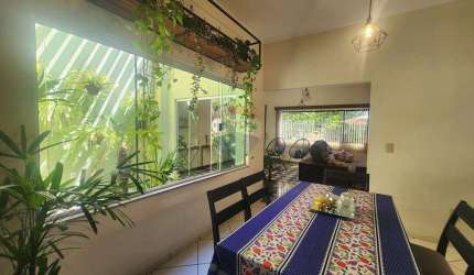 Casa para venda em Jardim Maria Bonati Bordignon de 212.36m² com 3 Quartos, 1 Suite e 4 Garagens