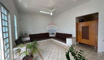 Imóvel Comercial para alugar em Jardim Rosolém de 124.00m²