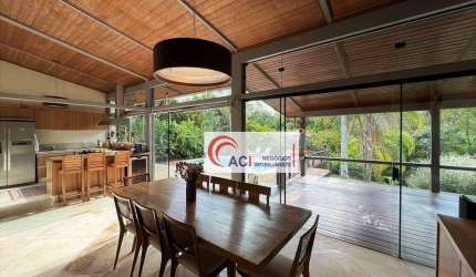 Casa de Condomínio para venda em Chácaras Do Peroba de 382.00m² com 5 Quartos, 5 Suites e 4 Garagens