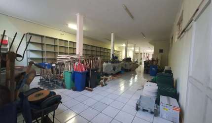 Sala Comercial para venda em Jardim Simus de 314.00m²