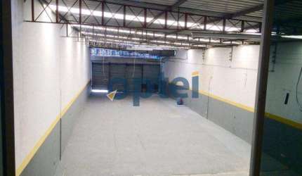 Galpão / Depósito / Armazém para venda em Vila Mussolini de 400.00m² com 4 Garagens
