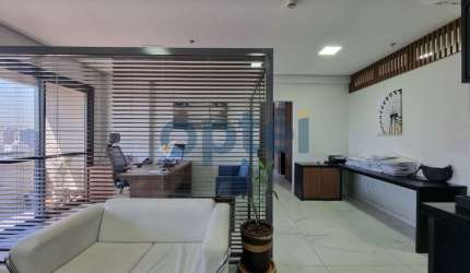 Sala Comercial para venda em Centro de 42.70m² com 1 Garagem