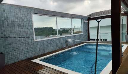Sobrado para venda em Residencial E Comercial Guarulhos de 450.00m² com 4 Quartos, 1 Suite e 2 Garagens