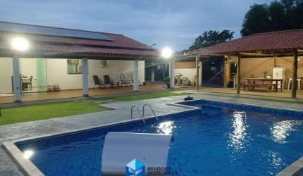 Chácara para venda em Bairro Dos Pires de 360.00m² com 3 Quartos e 3 Suites