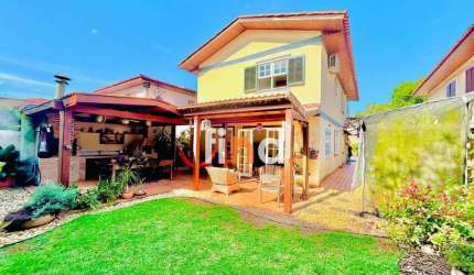 Casa de Condomínio para venda em São Paulo Ll - Granja Viana de 270.00m² com 4 Quartos, 2 Suites e 2 Garagens