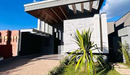 Casa para venda em Quinta Da Mata de 150.00m² com 3 Quartos, 3 Suites e 4 Garagens