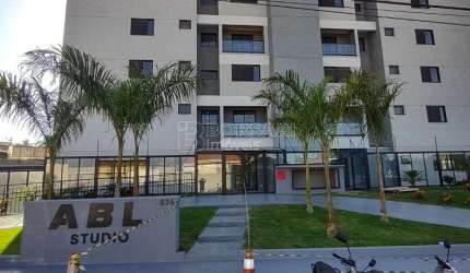 Apartamento para alugar em Centro de 68.00m² com 2 Quartos, 2 Suites e 1 Garagem