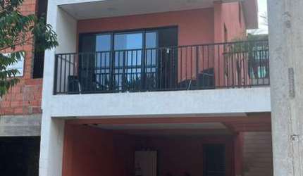Casa para venda em Sítio Boa Vista de 125.00m² com 3 Quartos, 1 Suite e 4 Garagens