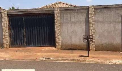 Casa para venda em Conjunto Habitacional Vida Nova de 200.00m² com 2 Quartos