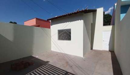 Casa para venda e aluguel em Chácaras Tv de 60.00m² com 2 Quartos e 1 Garagem