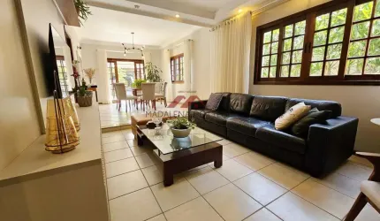Casa para venda em Vila Oliveira de 270.00m² com 3 Quartos, 1 Suite e 4 Garagens