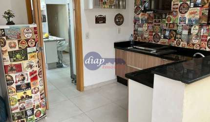 Ótimo sobrado no bairro Imirim com 4 dormitórios, sendo 1 suíte planejada, cozinha com armários embutidos, sala ampla para dois ambientes, área de ser
