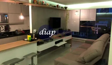 Ótimo apartamento no bairro do Ipiranga com 2 dormitórios planejados, sendo 1 suíte, sala dois ambientes com sanca e sacada, cozinha planejada com sof
