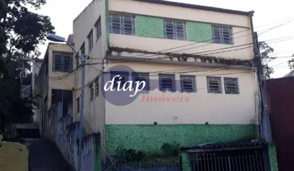 Prédio c/ mais de 10 Salas ideal para Escola - Pátio interno Prédio c/ 6 Áreas Residenciais Necessita Reforma Área ideal: para Colégio / Creche EMEI /