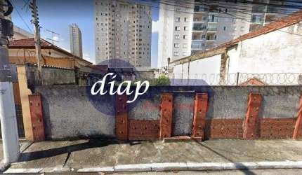 Terreno no Tatuapé com 240m², sendo 10 metros de frente. Excelente localização, a 400 metros da Rua Antônio de Barros e do Supermercado Kanguru, a 500