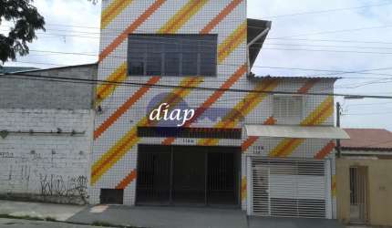 Prédio Comercial de Atividade Mista com excelente localização. Ótima opção de imóvel para renda