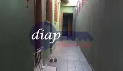 Casa térrea e suíte na parte superior. Localizada na Vila Jacuí, próxima a Universidade Cruzeiro do Sul, no bairro de São Miguel Paulista. Na parte té