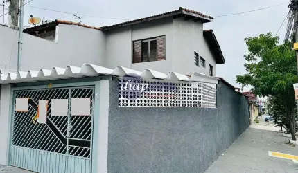 Lindo sobrado de esquina com terreno de 7 metros x 25 metros divididos em 3 dormitórios, 2 banheiros, cozinha, sala, lavanderia, escritório, espaço go