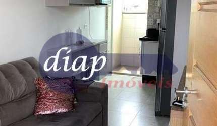 Ótimo apartamento na Vila Centenário com 2 dormitórios, cozinha com armários embutidos integrada com a sala de estar, 1 banheiro, área de serviço e 1