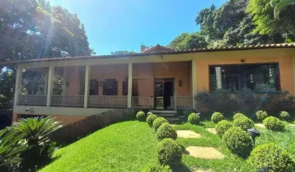 Vendo excelente casa com 4 dormitórios na Vila Del Rey - Nova Lima