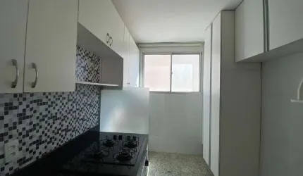 Vendo apartamento 3 quartos excelente localização no Buritis