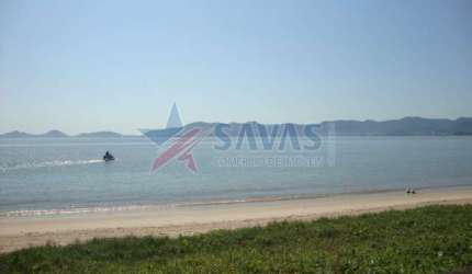 BALNEÁRIO DO ESTREITO - CASA FRENTE MAR