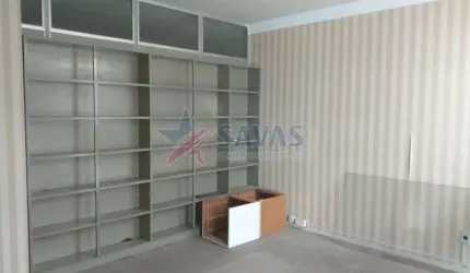AMPLA SALA COMERCIAL COM GARAGEM -
