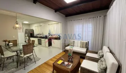 AMPLA CASA TÉRREA NA AGRONÔMICA