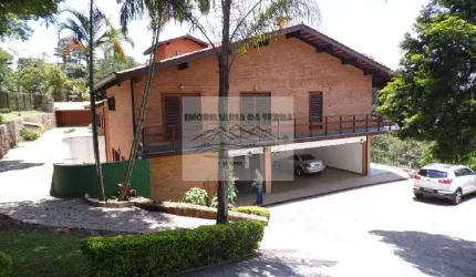 Casa à Venda na Serra da Cantareira, Mairiporã-SP: 4 quartos, 4 suítes, 3 salas, 7 banheiros, 4 vagas, 600 m².