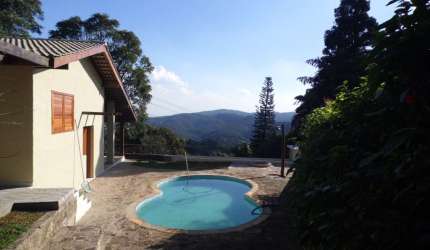 Imperdível casa à venda na Serra da Cantareira, Parque Petrópolis Paulista: 3 quartos, 3 suítes, 2 salas, 4 banheiros, 2 vagas, 250m².