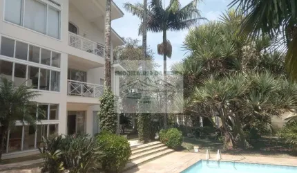 Magnífica residência de luxo na Serra da Cantareira: 4 quartos, 4 suítes, 5 salas, 10 banheiros, 5 vagas de garagem, 700m²