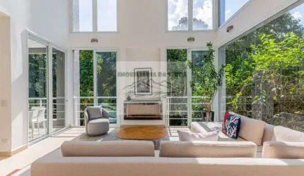 Casa de alto padrão à venda em condomínio na Serra da Cantareira, Mairiporã-SP: 5 quartos, 4 suítes, 3 salas, 6 banheiros, 4 vagas, 435m².