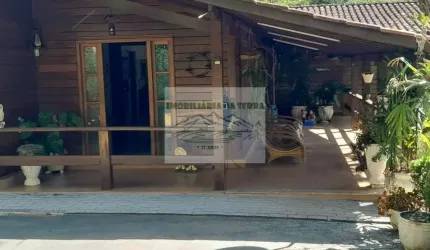 Imperdível oportunidade: Casa à venda na Serra da Cantareira, Mairiporã-SP! 3 quartos, 1 suíte, 3 salas, 3 banheiros, 2 vagas de garagem.