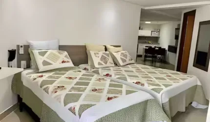 Vendo Flat com 43 m², 1 quarto, sala, cozinha, R$ 525.000,00