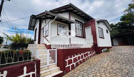 Casa 2 Quartos para Alugar, 1 Vaga, Piscina Compartilhada, Pomeranos, Timbó - SC