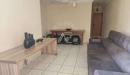 Apartamento com 3 Quartos e 3 banheiros à Venda