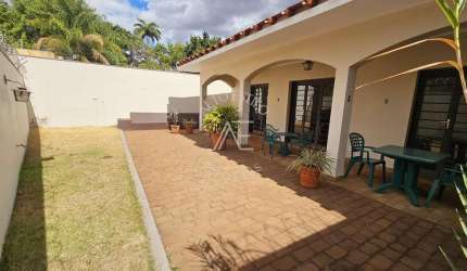 Sobrado para venda em Jardim Sumaré de 295.00m² com 3 Quartos, 1 Suite e 5 Garagens