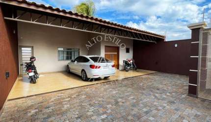 Casa para venda em Jardim Anhangüera de 380.00m² com 3 Quartos, 1 Suite e 6 Garagens