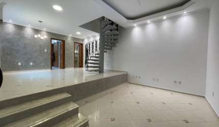 Sobrado 170m² com 03 dormitórios Venda - Jd Regente