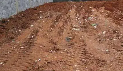 Terreno de 400 m² no Jardim dos Pinheiros – Excelente Topografia!