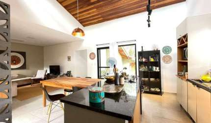 Casa 03 Dormitórios em Condomínio Fechado