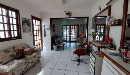 Casa Comercial para Venda em Mogi das Cruzes, Jardim Universo, 1 dormitório, 1 banheiro
