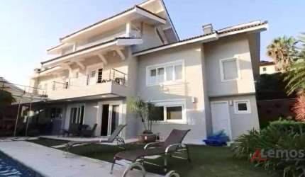 Casa com 4 suítes à venda de 600 m² no Condomínio Arco Iris em Atibaia/SP - CA3536