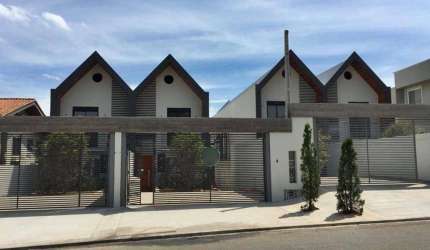 Casa com 2 dormitórios à venda de 240 m² no Jardim dos Pinheiros em Atibaia/SP - CA0142