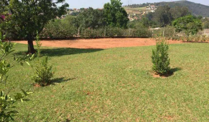 Terreno à venda de 250 m² na Vila Santa Helena em Atibaia/SP  - TE0368