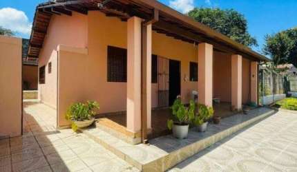 Casa com 2 dormitórios à venda, no bairro Caetetuba em Atibaia/SP - CA2379
