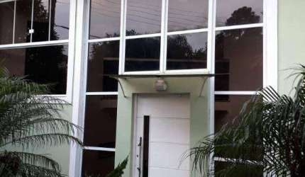 Casa com 3 dormitórios à venda de 354 m² no Campos de Atibaia em Atibaia/SP - CA3557