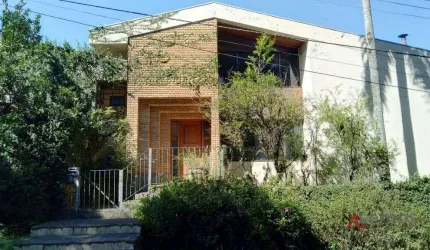 Casa com 5 dormitórios à venda de 510 m² na Vila Santista em Atibaia/SP - CA2966